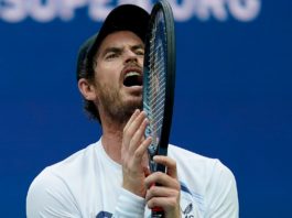 Tenismanul Andy Murray caută hoţul care i-a furat pantofii şi verigheta