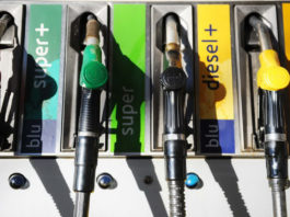 Prețul benzinei în România a atins cel mai ridicat nivel din ultimii 7 ani