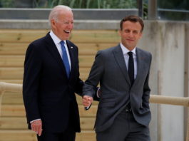 Joe Biden, îmbrățișări și zâmbete cu Emmanuel Macron, după scandalul submarinelor