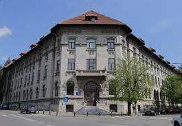 Centrul de examen pentru directori a fost la Colegiul National Frații Buzești din Craiova