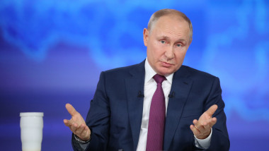 Spionii lui Vladimir Putin au furat formula vaccinului AstraZeneca