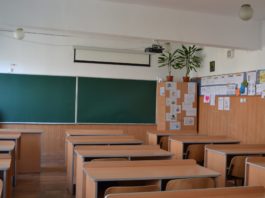 În ce şcoli din Craiova sunt elevi şi profesori infectaţi cu Covid 19