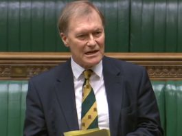 Un parlamentar englez a fost înjunghiat în timpul unei reuniuni