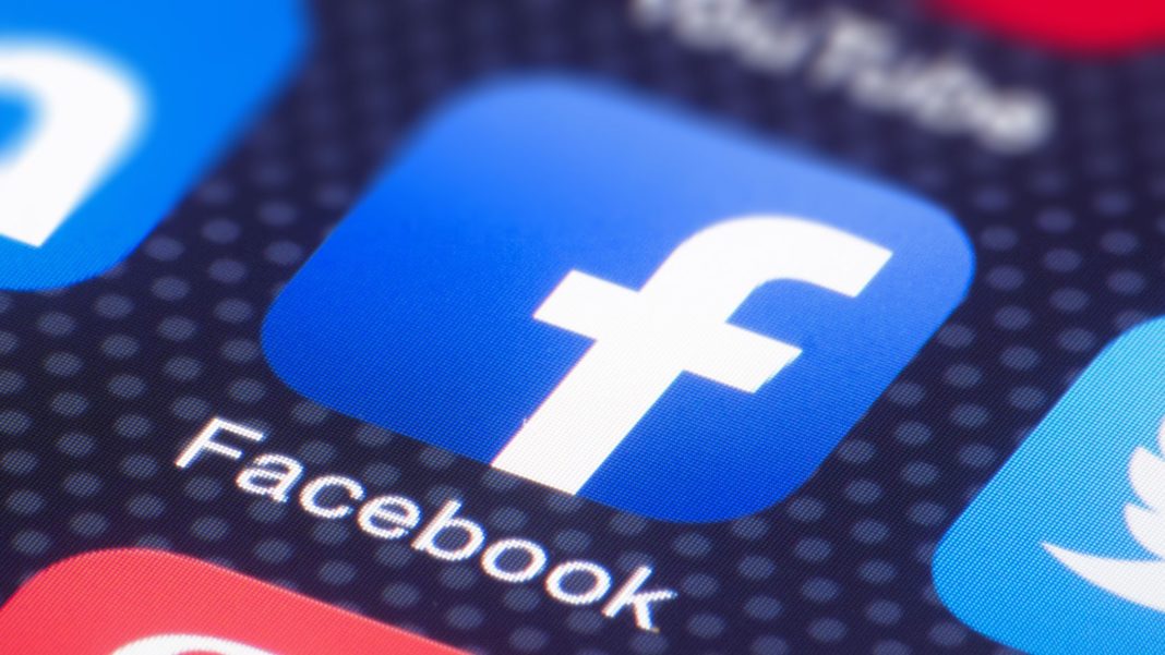 Facebook va grupa într-o singură secţiune toate formele de conţinut audio