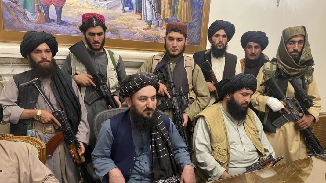 Americanii au sâmbătă prima întâlnire cu talibanii de după retragerea din Afganistan