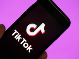 Un copil de 14 ani s-a sinucis după o provocare lansată pe TikTok