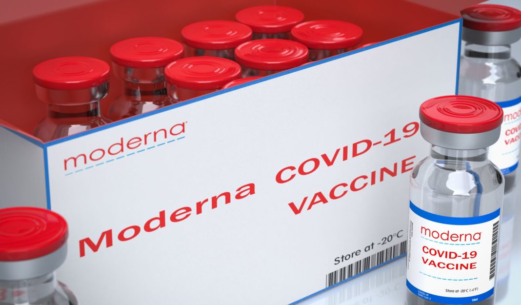 Vaccinarea cu a treia doză de la Moderna, aprobată de EMA