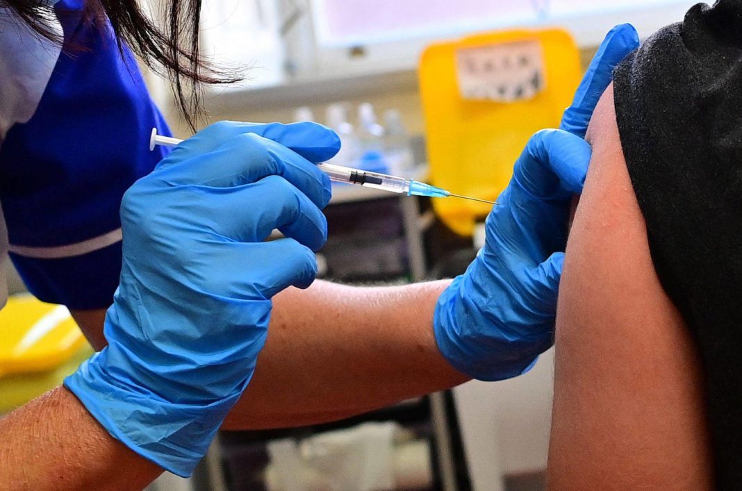 În ultimele 24 de ore s-au vaccinat 80.180 de persoane