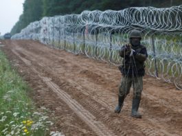 Parlamentul polonez a aprobat construirea zidului antimigranți la granița cu Belarus
