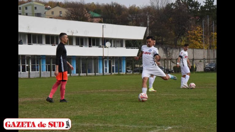 CN de Juniori / Una rece, alta caldă pentru Academia „Gică Popescu“ (FOTO)