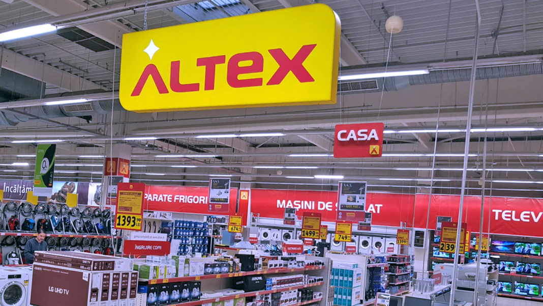 Altex, amendat pentru reduceri înșelătoare de Black Friday