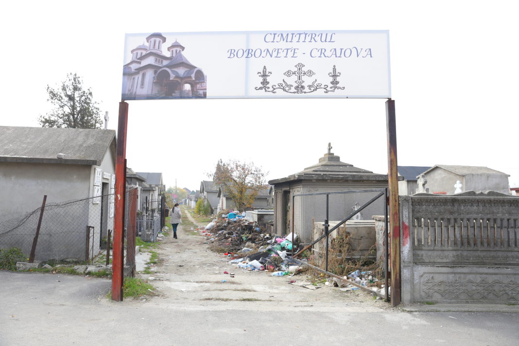 Cimitirul Bobonete, uitat de autorităţi