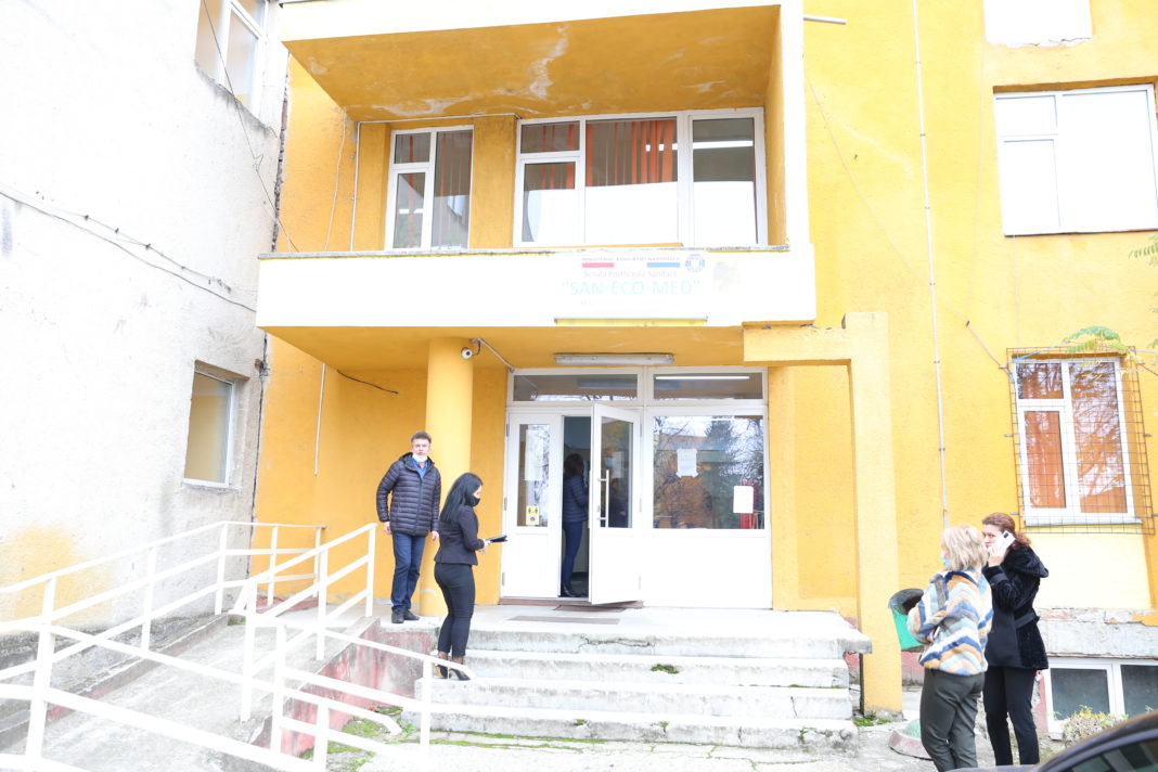 Contestaţiile la concursul pentru directori se vor rezolva în alt judeţ