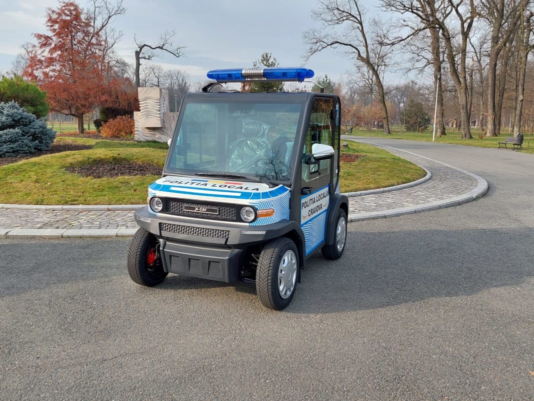 Ne-am plimbat cu maşinile electrice ale Poliţiei Locale