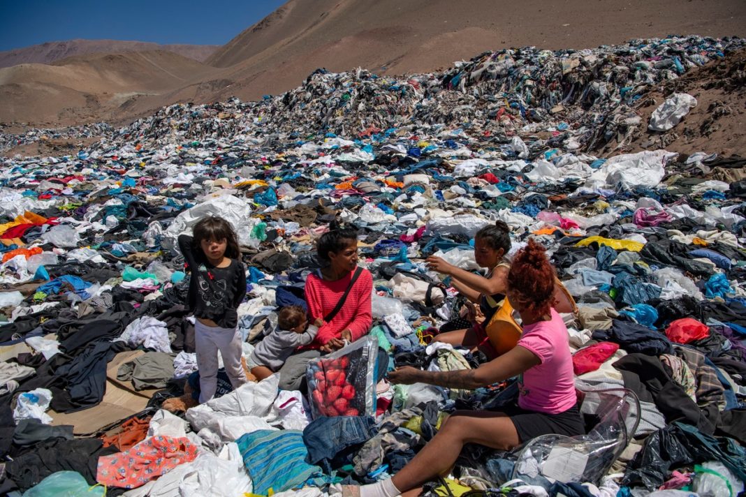 Un munte de haine noi a apărut în mijlocul desertului, în Chile