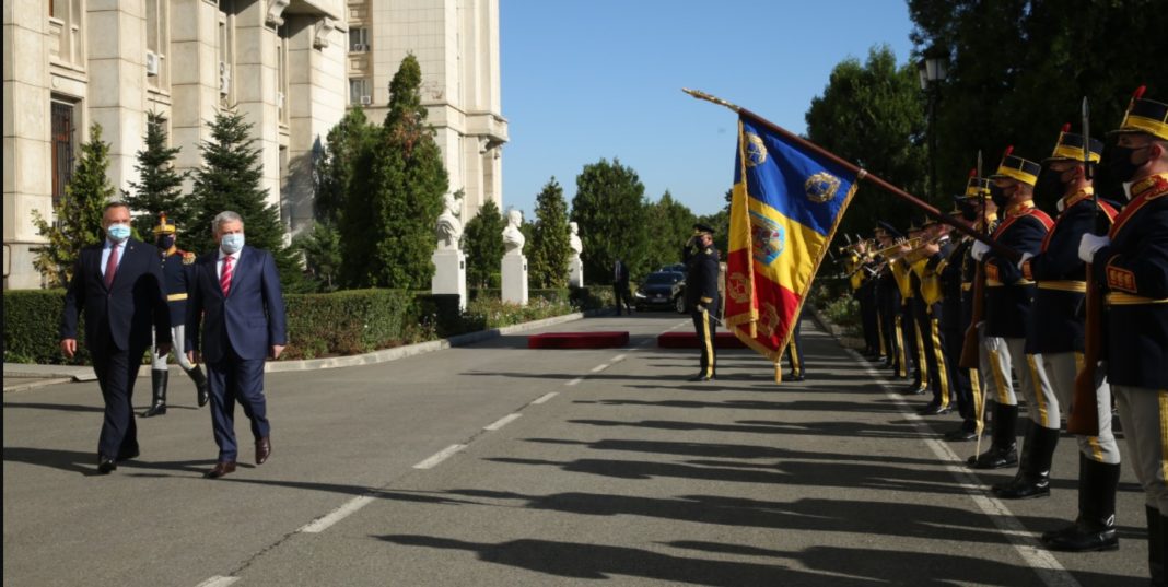 Ucraina a aprobat un acord cu România privind cooperarea tehnico-militară