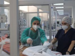 Ministerul Sănătății din Grecia convoacă zeci de medici privați în spitalele COVID
