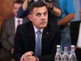 Deputatul Ion Ştefan i-a certat pe şefii Poliţiei Vrancea, după ce fiul său a fost oprit de mai multe ori în trafic