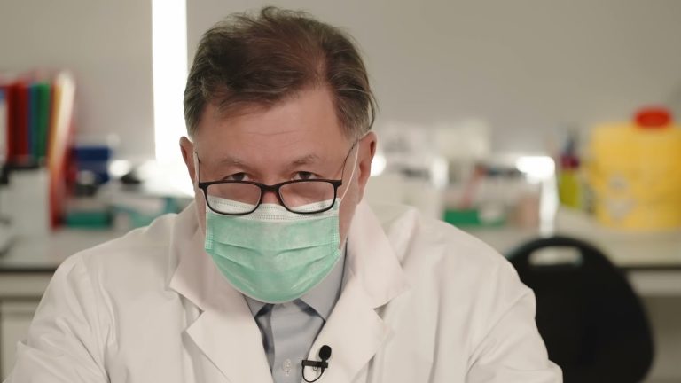 VIDEO. Utilizarea testelor de salivă în școli, explicată de miniștrii Sănătății și Educației