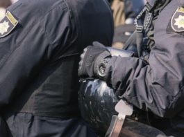 405 polițiști ucraineni, concediaţi pentru că nu s-au vaccinat