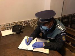 Polițiștii au întocmit un dosar penal, sub aspectul săvârşirii infracțiunii de ultraj contra bunelor moravuri