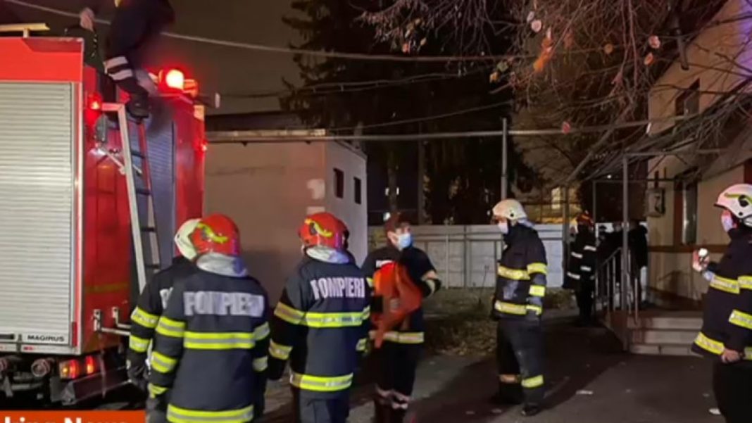 Incendiu la Spitalul Judeţean de Urgenţă Ploieşti. Doi pacienţi au murit, alți 20 - evacuaţi