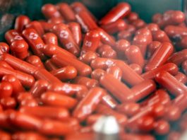 Agenția Europeană a Medicamentului a aprobat, deocamdată, doar pentru utilizarea în caz de urgență pilula produsă de Merck, Molnupiravir