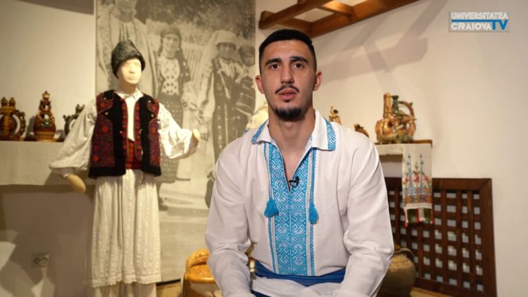 Alb-albaştrii urează tuturor românilor „La mulţi ani!“ (VIDEO)