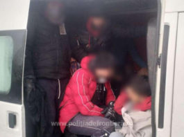 32 de migranți ilegali din India, într-un microbuz condus de un bărbat din Cluj