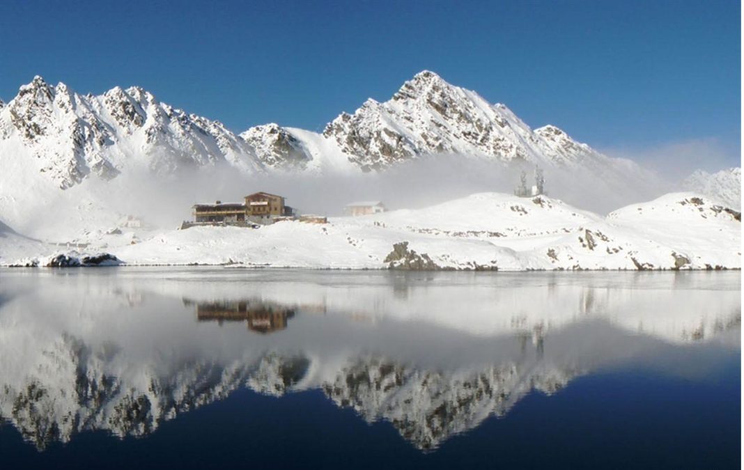 Meteorologii avertizează că se menţine până vineri seara riscul însemnat de producere de avalanşe în zona Bâlea Lac (Foto: BizBrașov)