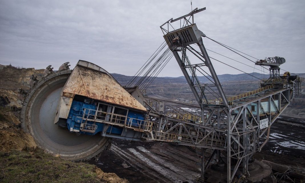 Sute de mineri au oprit lucrul săptămâna aceasta