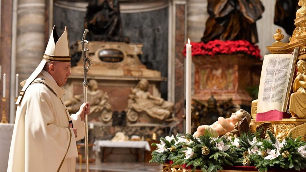 Mesajul de Crăciun al Papei Francisc: Amintiți-vă de cei nevoiași!