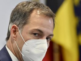 Premierul Belgiei vrea să introducă vaccinarea obligatorie