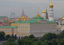 Kremlinul neagă că încearcă să refacă URSS: „Ne tratăm vecinii cu respect și încredere”