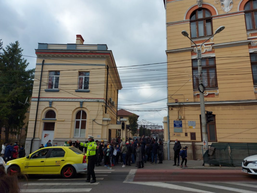 Transferurile elevilor se vor face în luna ianuarie