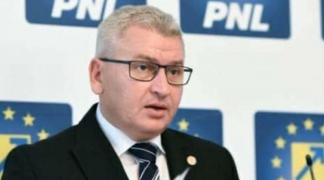 Ministrul Florin Roman şi-a dat demisia