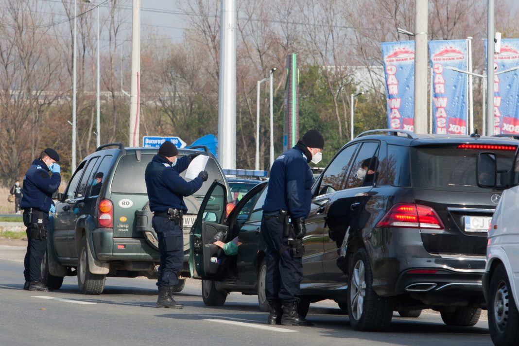 Trei sferturi din persoanele care au intrat în ţară luni dimineaţă nu aveau formular PLF