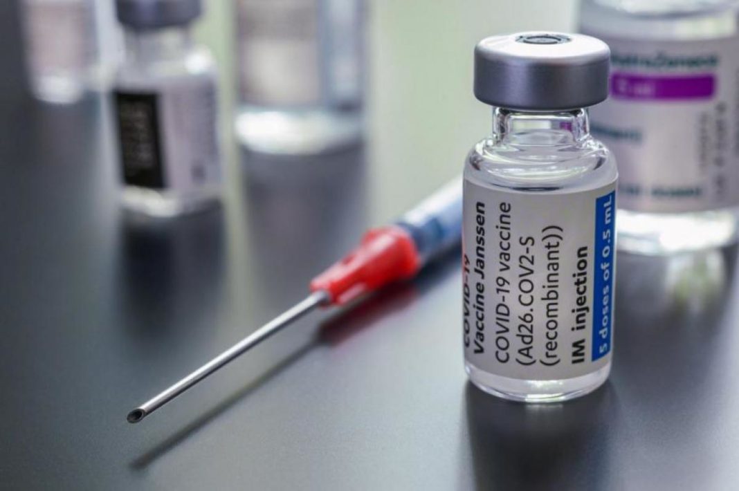 Doza booster a vaccinului Johnson & Johnson, eficacitate de 84% împotriva spitalizării