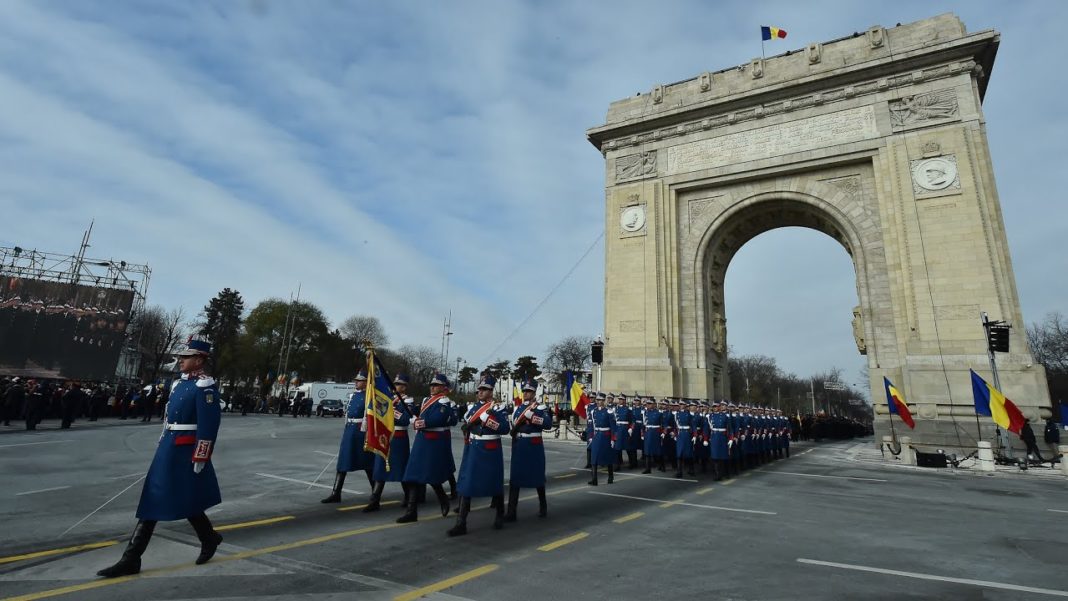 (VIDEO) Parada Militară de la Arcul de Triumf din Capitală, de Ziua Naţională