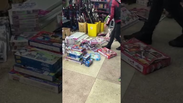 (VIDEO) Mehedinți: Produse contrafăcute, confiscate