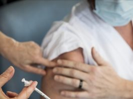 Germania: Doza a patra de vaccin, necesară împotriva Omicron