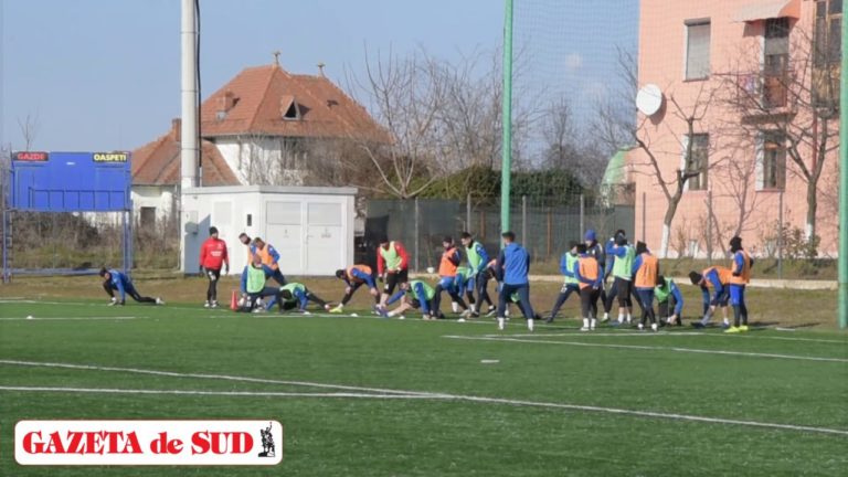 Liga 3 / CSO Filiaşi şi-a reluat pregătirea. Omogenitatea e punctul forte! (VIDEO)