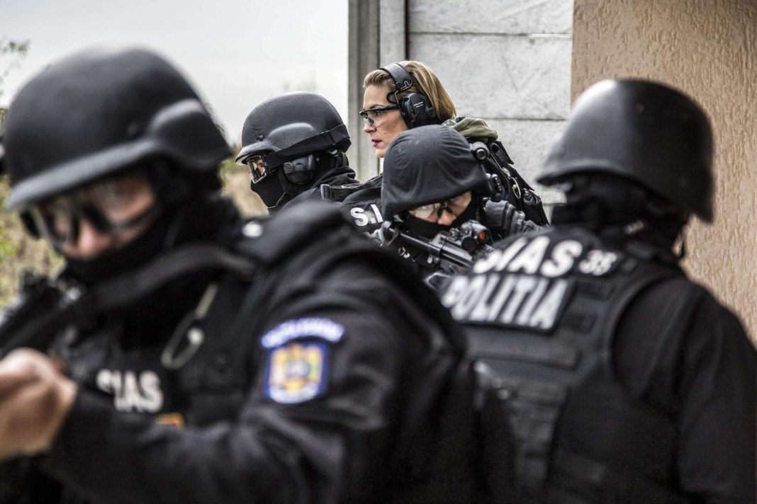 Un cetățean francez, urmărit internațional pentru omor, reținut în București 