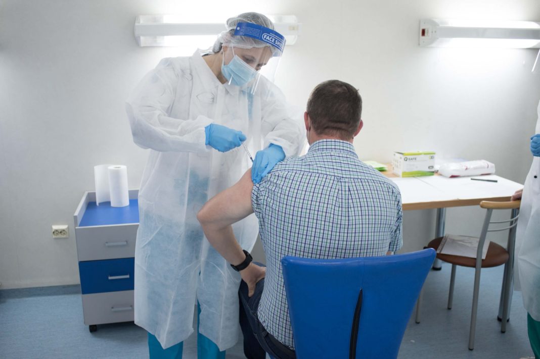 3.531 de români s-au vaccinat cu prima doză în ultimele 24 de ore