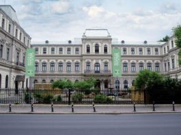Un italian de 27 de ani, care a petrecut Revelionul la un local din București, a fost prins când încerca să intre în Muzeul „Colecțiilor de Artă”