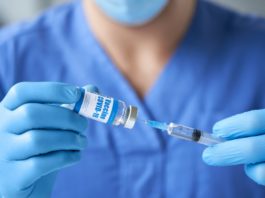 Peste 8 milioane de români, vaccinaţi anti-COVID cu cel puţin o doză