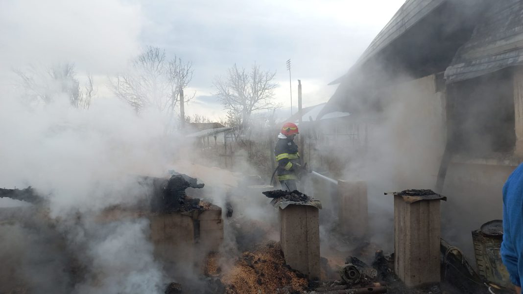 Cauza probabilă de izbucnire a incendiului a fost determinată de un scurtcircuit electric