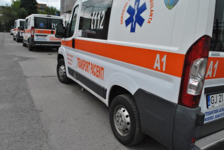 6 persoane au fost rănite și beneficiază de îngrijiri medicale la fața locului