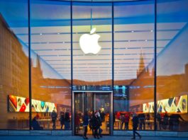 Apple va solicita angajaţilor din retail şi corporativi dovada vaccinării anti-Covid cu doza rapel