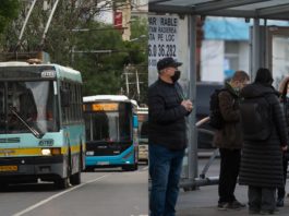 Greva declanşată de angajaţii Societăţii de Transport Bucureşti (STB) continuă şi sâmbătă
